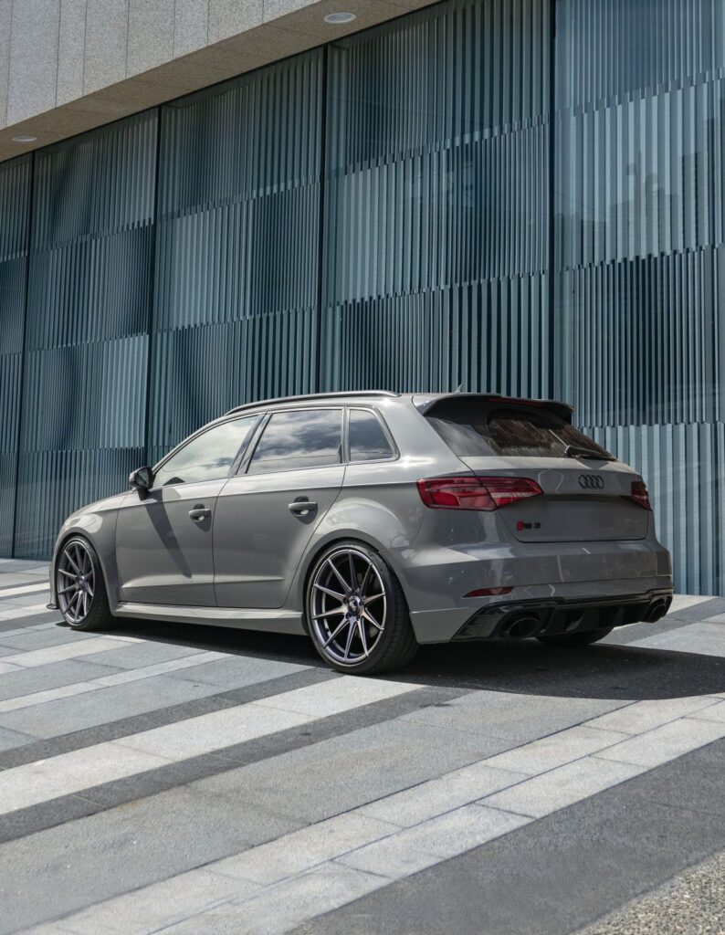 Audi-RS3-Bola-CSR-aspect-ratio-372-480