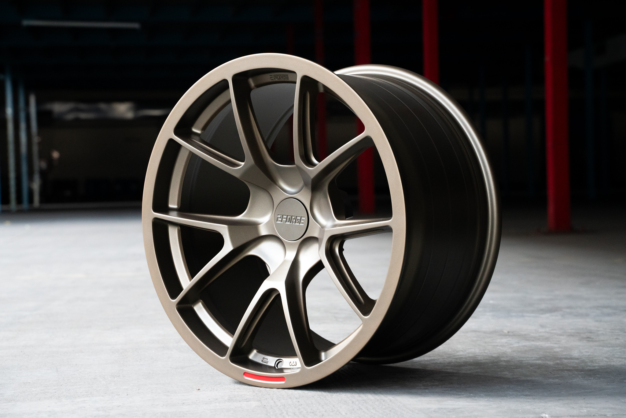 2Forge ZF9-R – bronze matt finishg