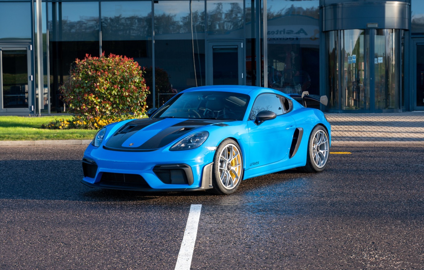 2Forge ZF9-R – Porsche GT4 RS